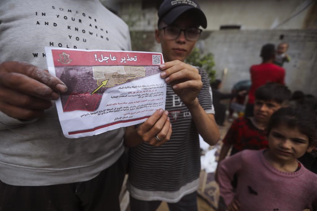Israël lance des frappes à Rafah, même si le Hamas a accepté un cessez ...