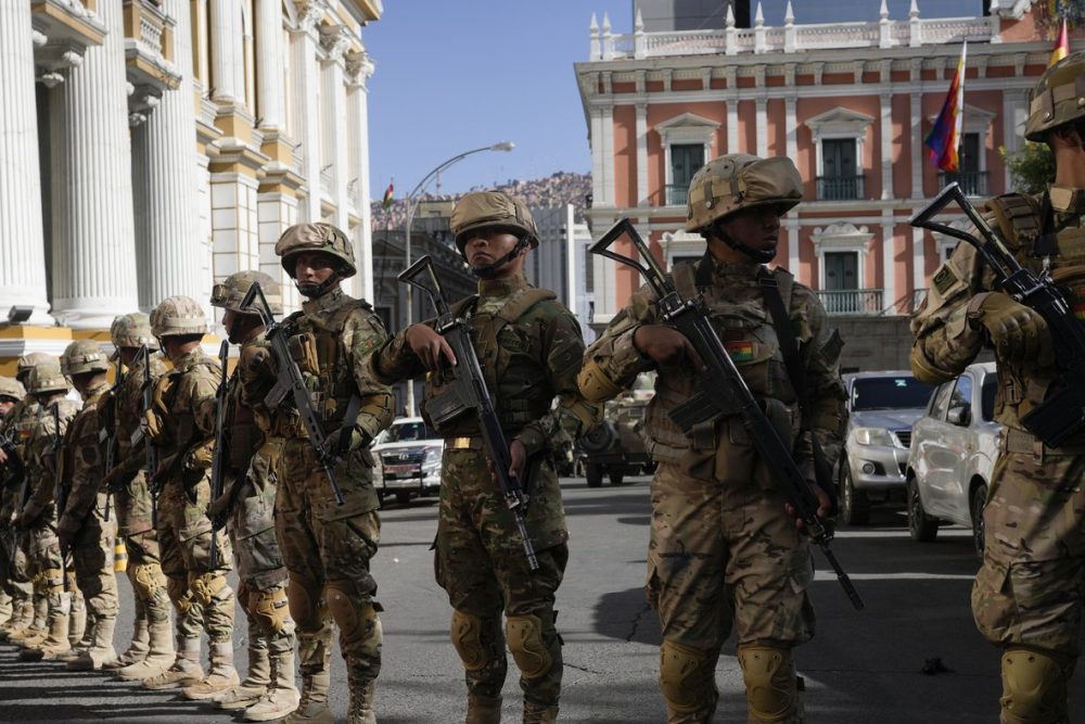Le commandant de l'armée bolivienne destitué après un coup d'État raté ...